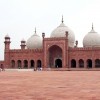 Badshahi_Mosque_July_1_2005_pic32_by_Ali_Imran_(1)